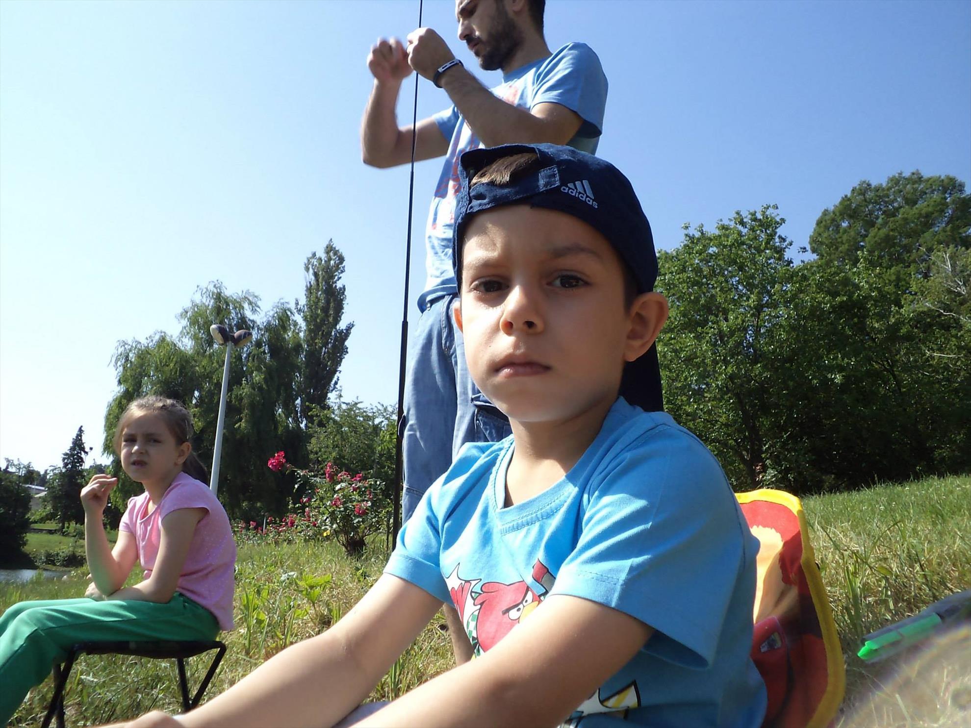 Duceti copiii la pescuit. Gratuit!